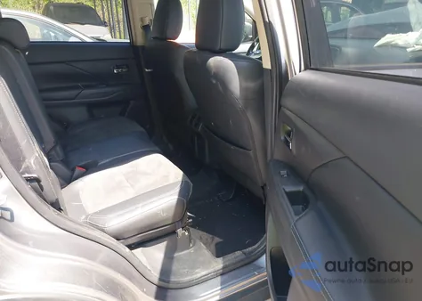 2019 Mitsubishi Outlander Se z USA, uszkodzony, nr VIN JA4AD3A35KZ051733